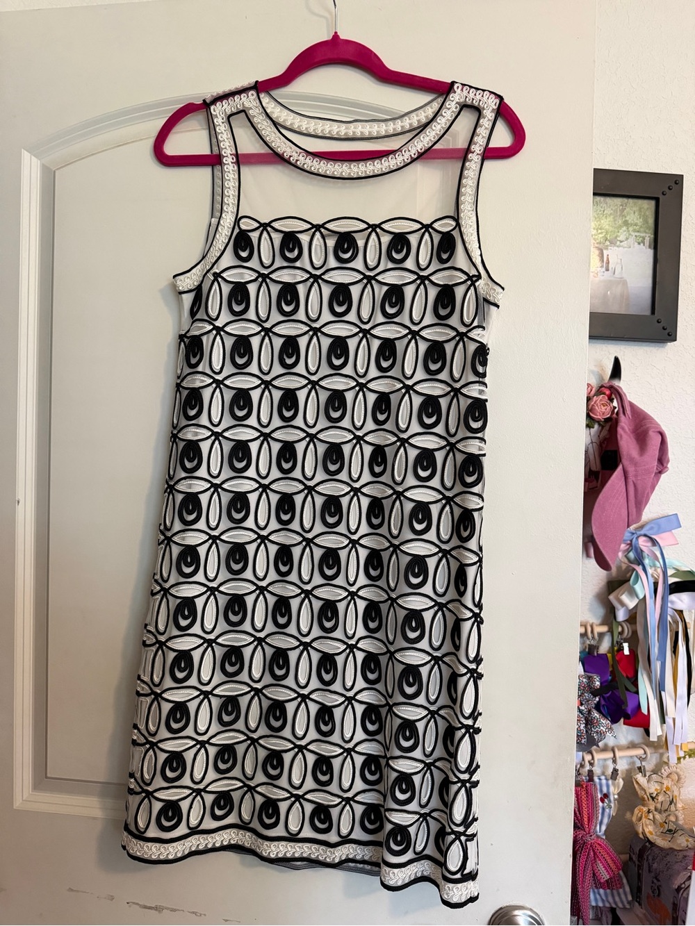 Badgley Mischka Black and White Beaded Sleeveless Shift Dress